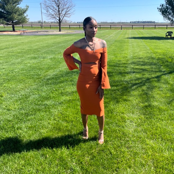 Orang Bandage dress - Picture 2 of 2